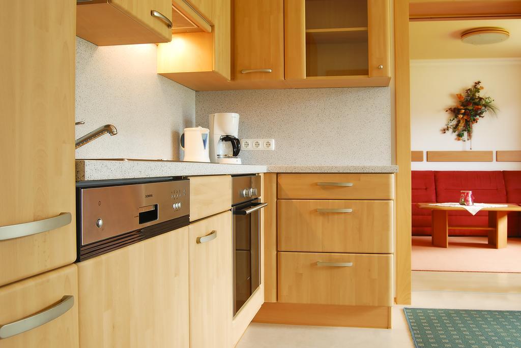 Appartements Kristall อับเทเนา ภายนอก รูปภาพ